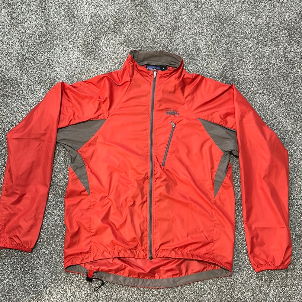 Patagonia Mens Ultra-Lightweight Cycling Jacket—M
